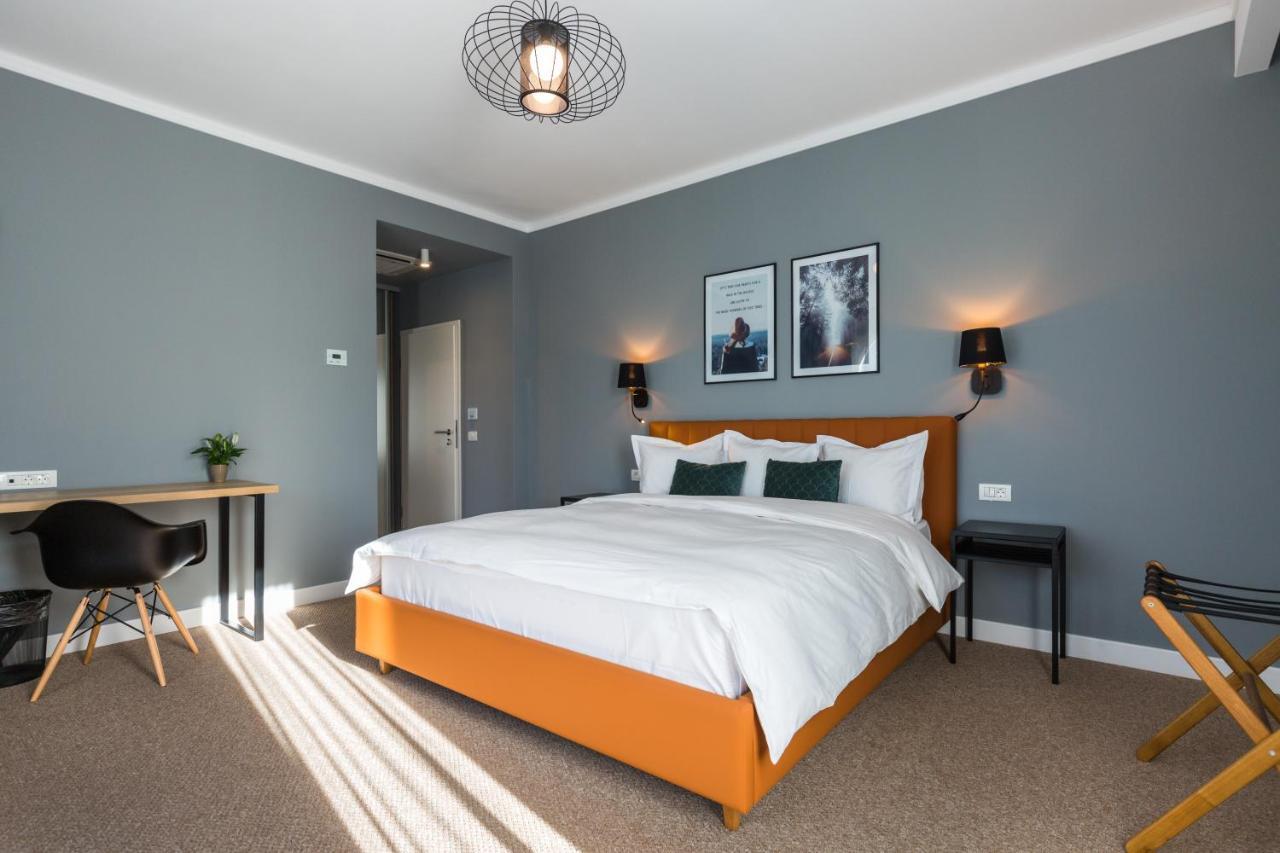 Upperhouse & Hotel